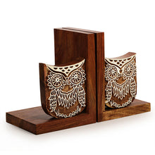Load image into Gallery viewer, Hand Engraved Owl Book End