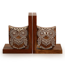 Load image into Gallery viewer, Hand Engraved Owl Book End