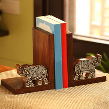 Load image into Gallery viewer, 'Elephants' Trunk Up' Hand Carved Book End In Sheesham Wood